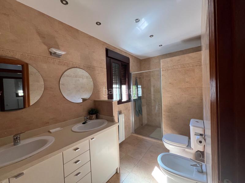 Foto 2530b644-0197-49d3-ab8a-b186c2d494d6. Casa pareada magnífico chalet pareado en Espartinas pueblo Espartinas