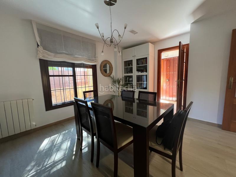 Foto 3e6f36c8-9209-4577-bf6c-03e4e3a1e530. Casa pareada magnífico chalet pareado en Espartinas pueblo Espartinas