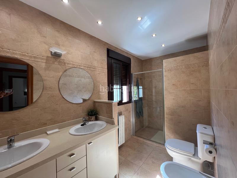 Foto 3e834950-e482-4faa-a10e-0959e007a0c8. Casa pareada magnífico chalet pareado en Espartinas pueblo Espartinas