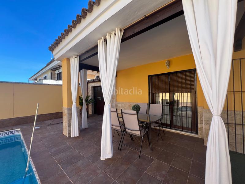 Foto 4352ddf5-6f14-4721-b51c-b3690d5b2ccc. Casa pareada magnífico chalet pareado en Espartinas pueblo Espartinas