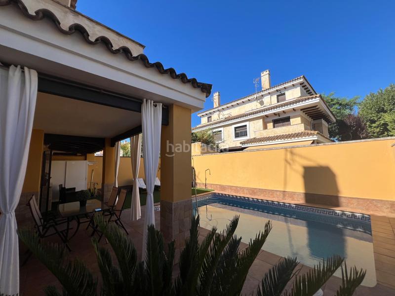 Foto 47916583-5129-4397-928e-f7bb218e77c6. Casa pareada magnífico chalet pareado en Espartinas pueblo Espartinas