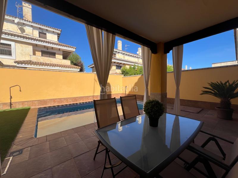 Foto 5ef8d941-de48-4f20-a2cd-6926ee03a7f9. Casa pareada magnífico chalet pareado en Espartinas pueblo Espartinas