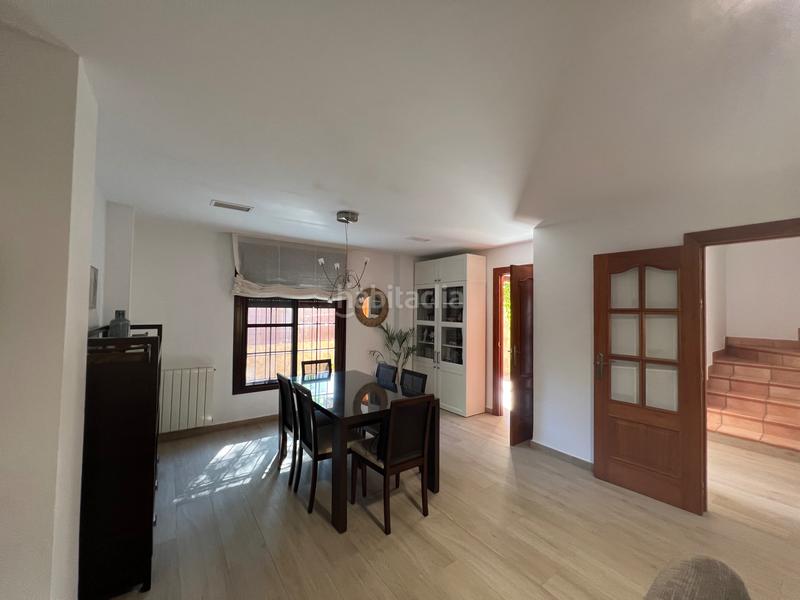 Foto adc83362-4b58-44c7-9fe9-996e531dc68d. Casa pareada magnífico chalet pareado en Espartinas pueblo Espartinas