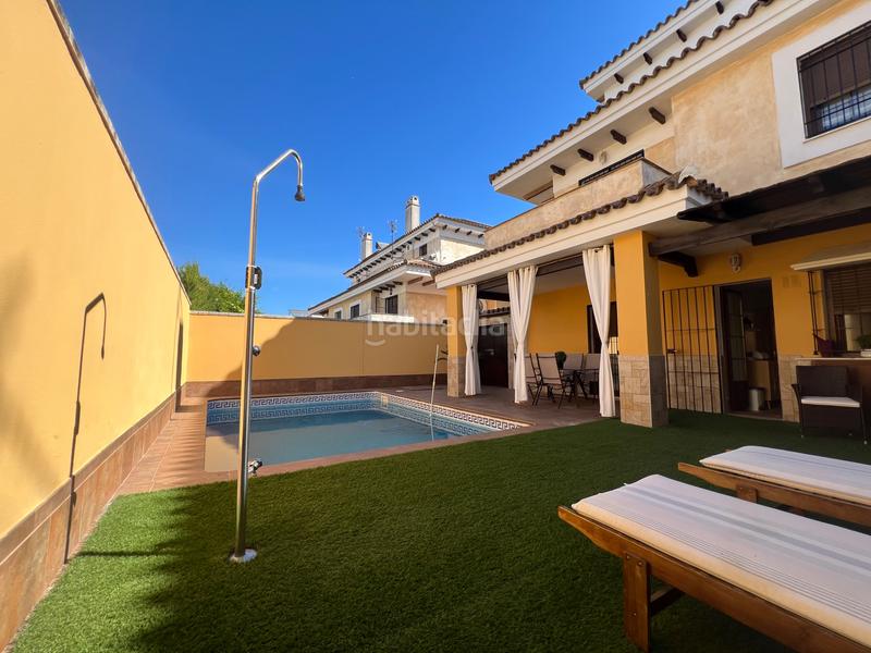 Foto c4ef6067-437b-4062-94d8-c3a1ccede1ed. Casa pareada magnífico chalet pareado en Espartinas pueblo Espartinas