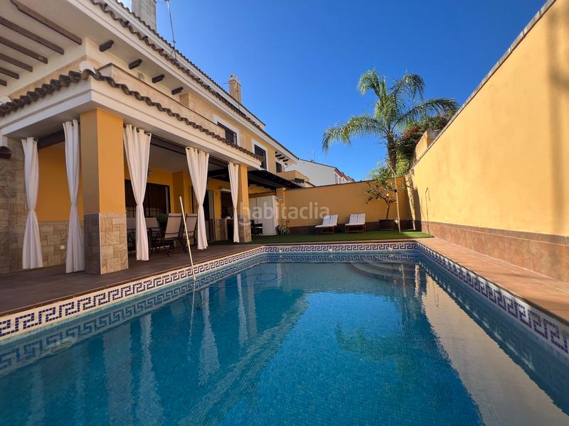 Foto d5dc49da-7c2c-4c41-bcf2-8089a4cad48b. Casa pareada magnífico chalet pareado en Espartinas pueblo Espartinas