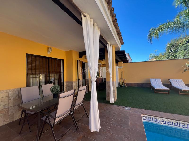 Foto f6c5a1f4-571f-41f0-8e88-30f2a4c68e30. Casa pareada magnífico chalet pareado en Espartinas pueblo Espartinas