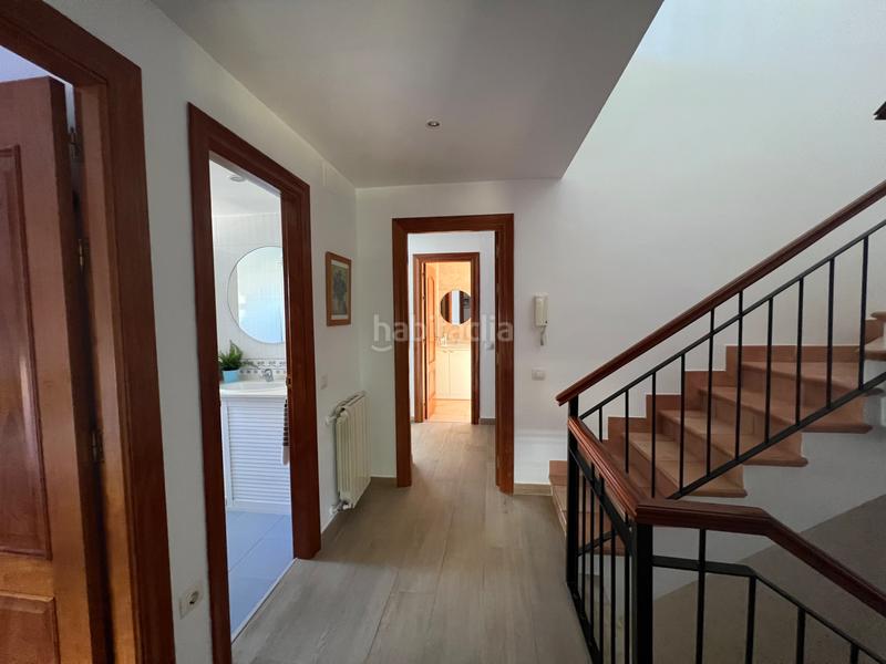 Foto f94060a4-5b37-4b2a-8888-bf0b90db88cc. Casa pareada magnífico chalet pareado en Espartinas pueblo Espartinas