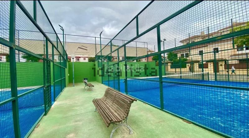 Foto fac00d92-8ca1-4627-9e83-e2e308839971. Casa pareada magnífico chalet pareado en Espartinas pueblo Espartinas