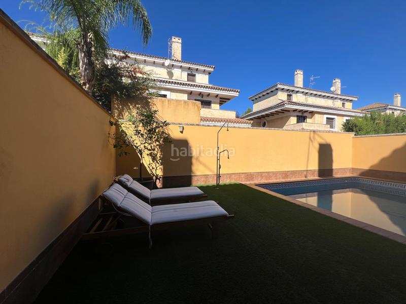 Foto fd23566d-74ff-4e74-ad41-79c80d1de4e4. Casa pareada magnífico chalet pareado en Espartinas pueblo Espartinas