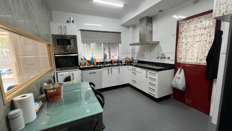 Foto 308c00e3-8408-462e-ad1a-3153025ec89a. Chalet magnífico chalet independiente en Colegio Europa Espartinas