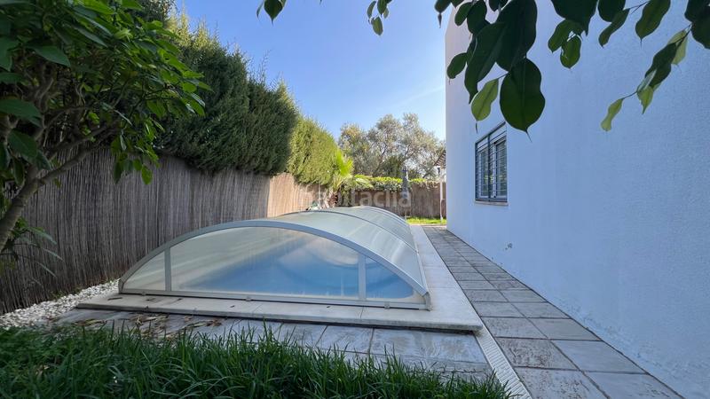 Foto 36880a51-2f98-4a41-810f-42f1003bb7a3. Chalet magnífico chalet independiente en Colegio Europa Espartinas