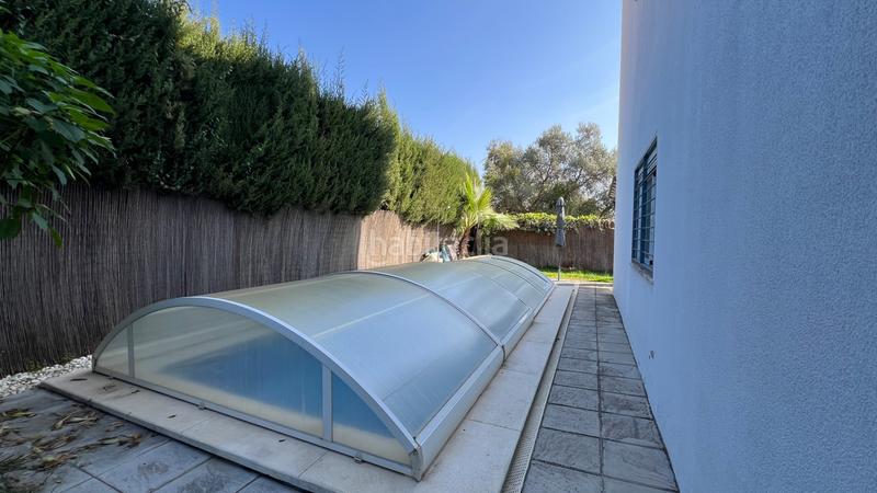 Foto aac9b3d0-ec1f-442b-ab4b-c99c78f9d06b. Chalet magnífico chalet independiente en Colegio Europa Espartinas