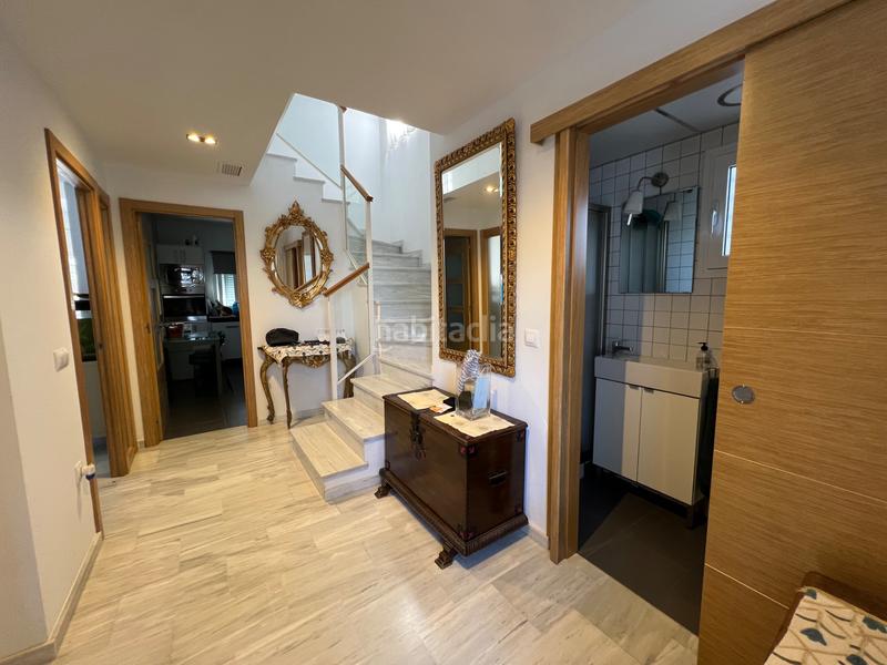 Foto b5af456f-e0b7-46b0-9755-3c6820267012. Chalet magnífico chalet independiente en Colegio Europa Espartinas