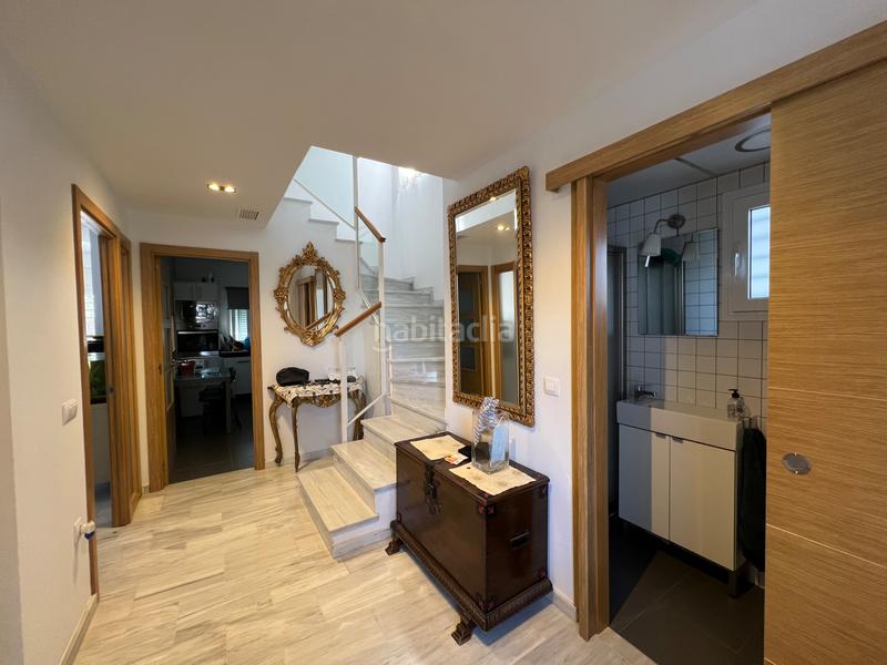 Foto db1c016f-f0c1-4b72-acdb-f49cfa9ec090. Chalet magnífico chalet independiente en Colegio Europa Espartinas