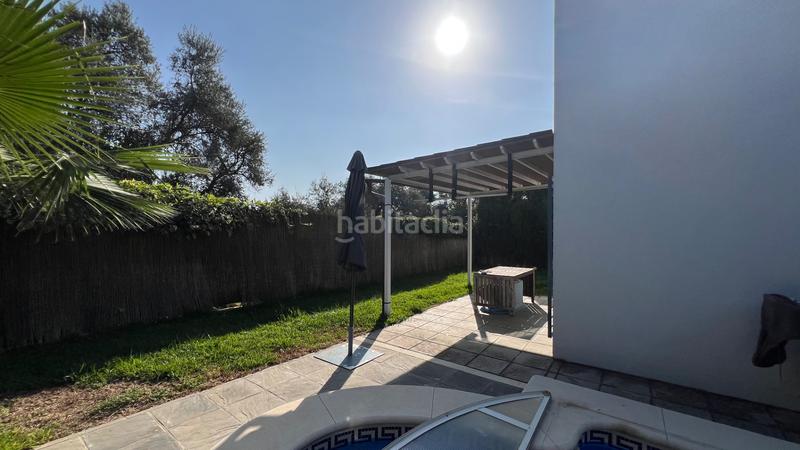 Foto fc87b8ba-d9c6-4f37-80ff-296824b118ba. Chalet magnífico chalet independiente en Colegio Europa Espartinas