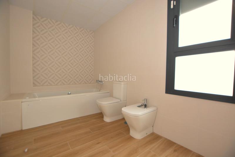 Foto 568984a1-7420-4ce0-9d9e-855287ef9d61. Semi detached house with heating in Gines