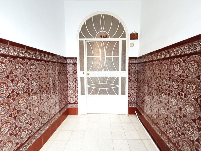 Foto 37ee1601-a838-4847-adaa-8fa2b898ac46. Casa adossada amb xemeneia aparcament a Olivares