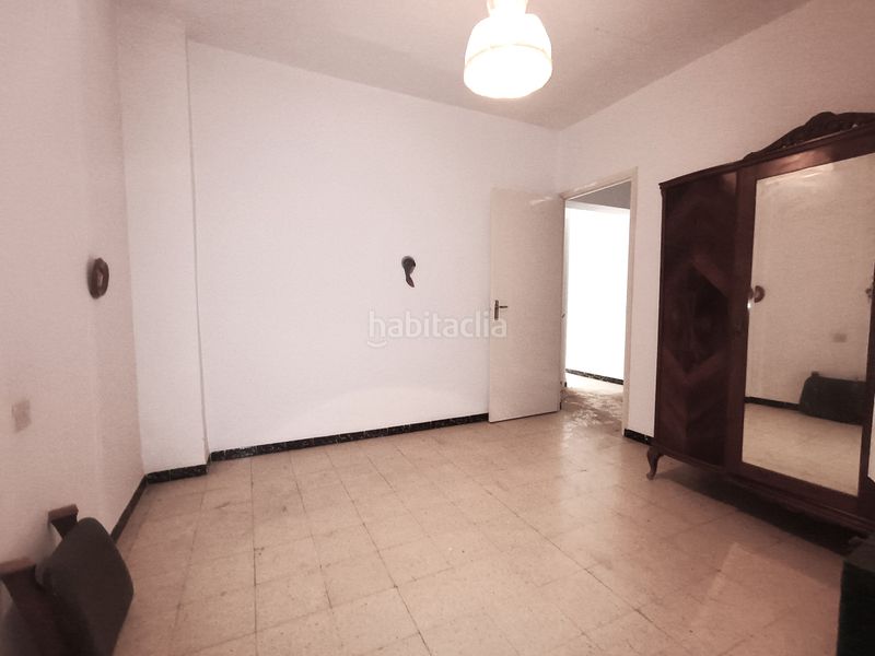 Foto 4a394925-a07d-42d4-a0c4-85e4bd0bdefc. Casa adossada amb xemeneia aparcament a Olivares