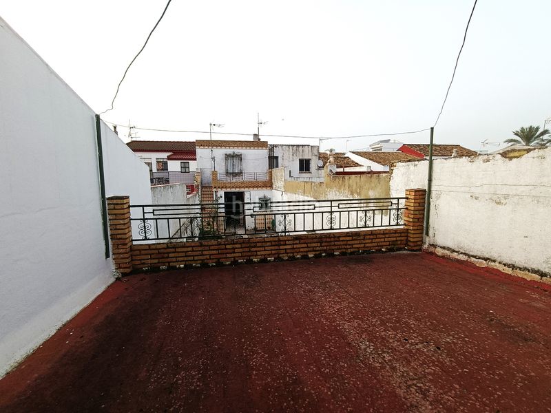Foto 7f6a3bc4-fac1-4495-bea0-5fb20e39527d. Casa adossada amb xemeneia aparcament a Olivares
