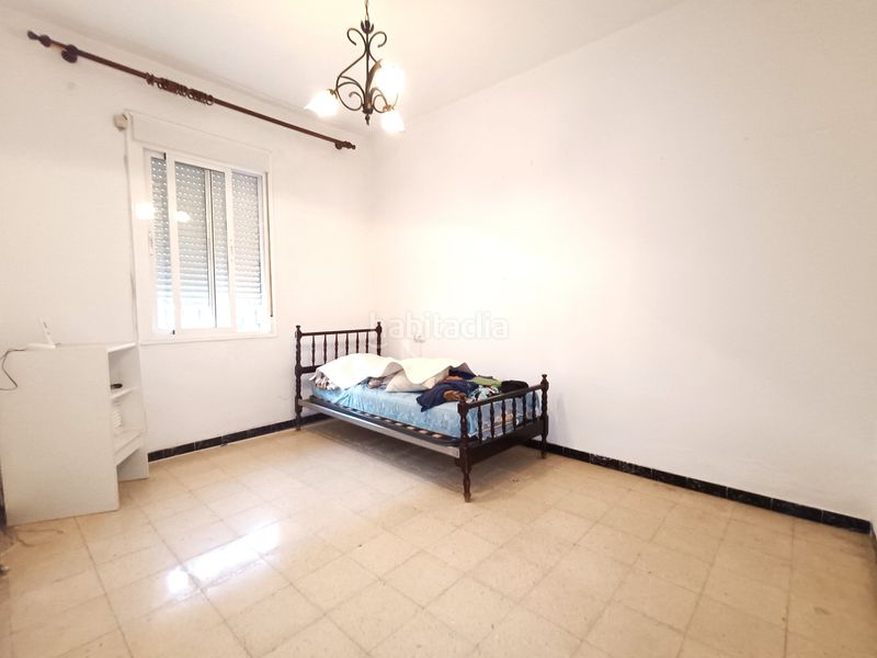 Foto bbe0f2f7-b11f-4978-a4e5-1232008ffa72. Casa adossada amb xemeneia aparcament a Olivares