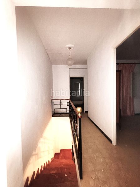 Foto e0ae2a27-08bb-4dc2-86a2-6b0124dbe535. Casa adossada amb xemeneia aparcament a Olivares