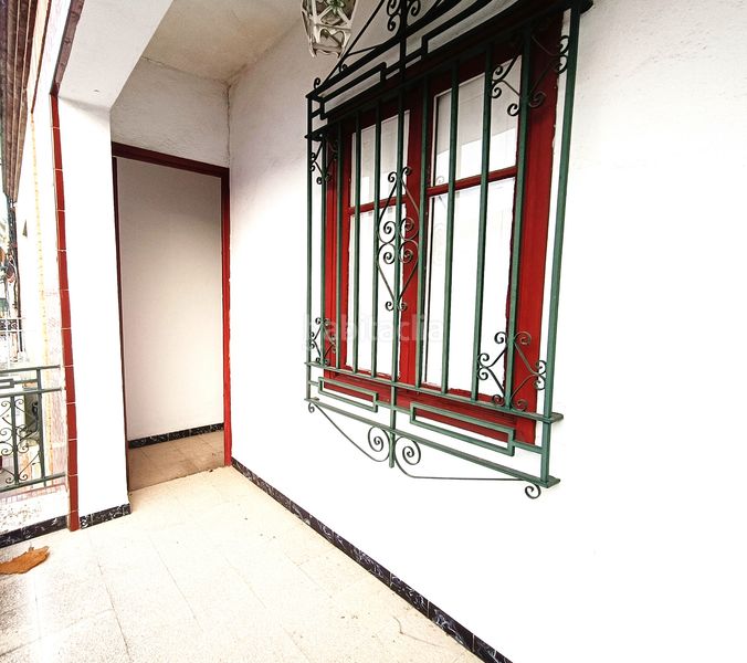 Foto e740c028-9f0c-459f-a34a-41592776951b. Casa adossada amb xemeneia aparcament a Olivares