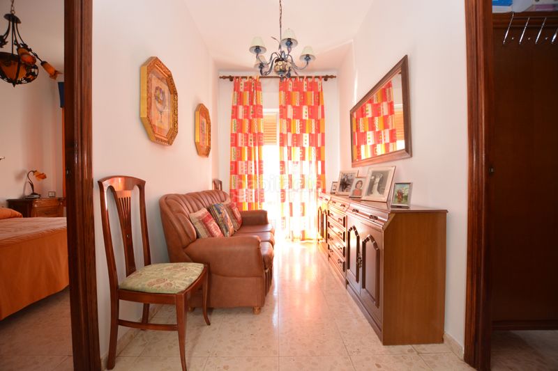 Foto 89064c68-8ef9-4e28-b189-a49a8ac3b25d. Casa adosada en calle juan ramón jiménez 20a gran adosada lista para entrar a vivir!!! en Olivares