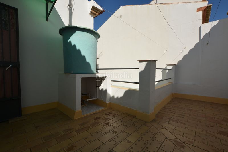 Foto a918365c-5a98-4843-8a06-df3394dd7619. Casa adosada en calle juan ramón jiménez 20a gran adosada lista para entrar a vivir!!! en Olivares