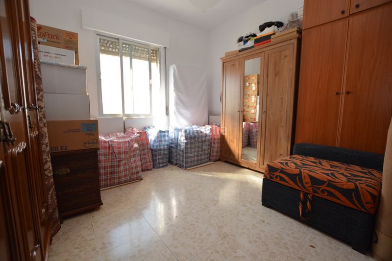 Foto efb487ea-8c74-4cc0-9868-27ba0d2e5b34. Casa adosada en calle juan ramón jiménez 20a gran adosada lista para entrar a vivir!!! en Olivares