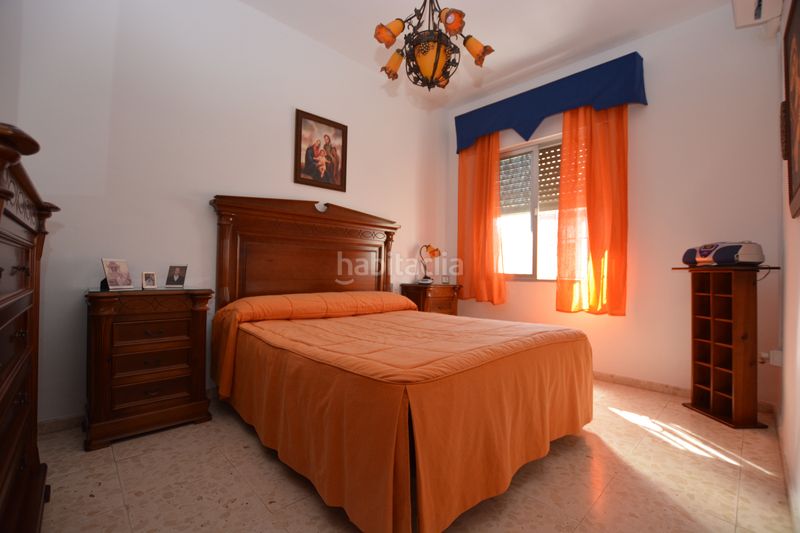 Foto fbc87718-9a0b-4169-81f1-6c4bc78a0ec0. Casa adosada en calle juan ramón jiménez 20a gran adosada lista para entrar a vivir!!! en Olivares