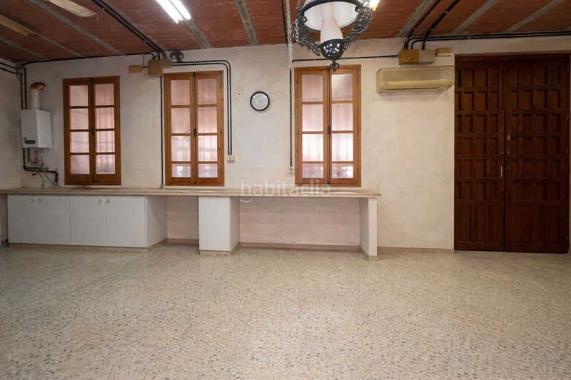 Foto 1f8378d8-1570-453e-a23c-38e44dfcbc59. Casa adossada amb aparcament a Espartinas pueblo Espartinas