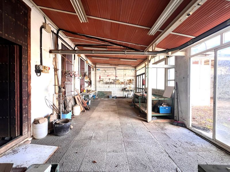 Foto 8c2df226-9a4f-4d9f-bfae-830c86769c6b. Casa adossada amb aparcament a Espartinas pueblo Espartinas