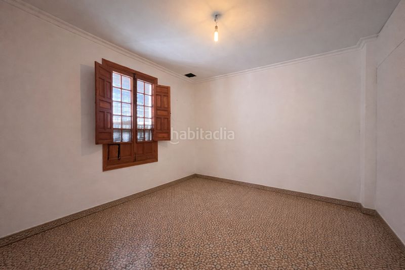 Foto 9606d079-83bf-40b1-9f37-c3e672a62827. Casa adossada amb aparcament a Espartinas pueblo Espartinas