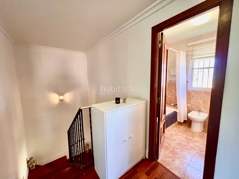 Foto 11ce692b-7f65-4dfb-bf33-710e16b16f40. Xalet amb xemeneia aparcament piscina a Espartinas pueblo Espartinas