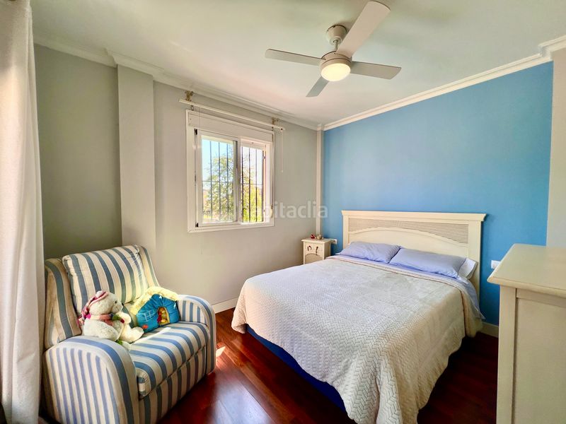 Foto 43320cf2-42f6-4b08-9527-03c05ef2bc33. Xalet amb xemeneia aparcament piscina a Espartinas pueblo Espartinas