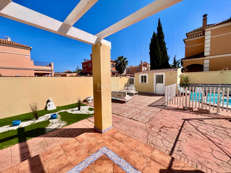 Foto 6ea41794-a6f0-40fe-8e03-5a25438f63fe. Xalet amb xemeneia aparcament piscina a Espartinas pueblo Espartinas