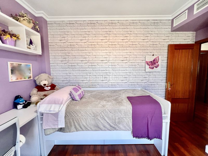 Foto 6eb70e36-bdda-489e-8f15-95584856e829. Xalet amb xemeneia aparcament piscina a Espartinas pueblo Espartinas