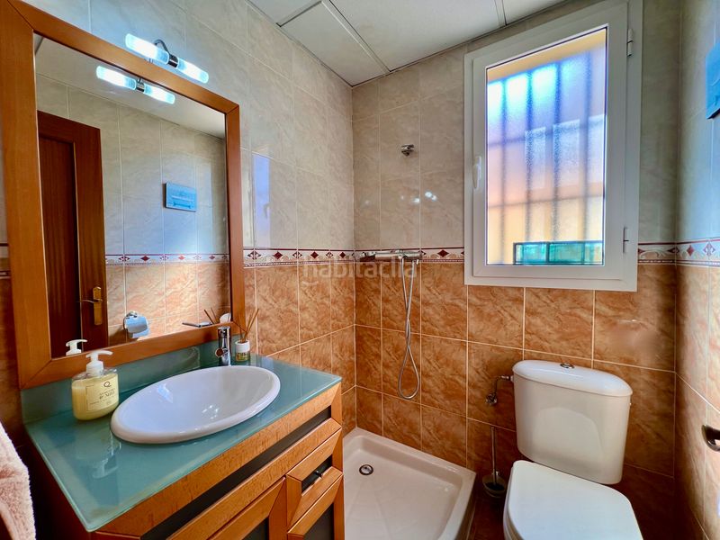 Foto 791bbea0-b274-40f7-abb1-e99c1f13f1de. Xalet amb xemeneia aparcament piscina a Espartinas pueblo Espartinas