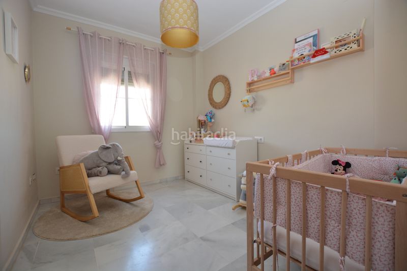 Foto cfa757bd-472a-4890-a990-ce826e5ed7a4. Casa aparellada amb xemeneia calefacció a Espartinas pueblo Espartinas