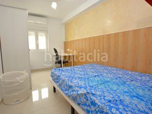 Foto 03295bc5-2e48-4344-be69-918ba7a6ac81. Edifici a San Gil Sevilla