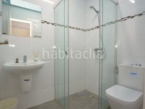 Foto 5c0d76be-006e-44d4-a3af-a2f7d33fe5bd. Edifici a San Gil Sevilla