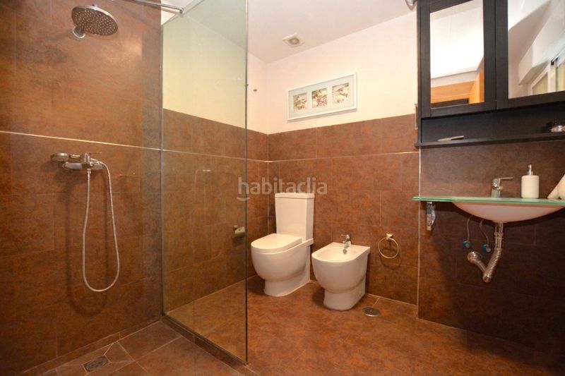 Foto ef8ddaf5-9acc-4c53-bc3d-ea6a76f555eb. Edifici a San Gil Sevilla