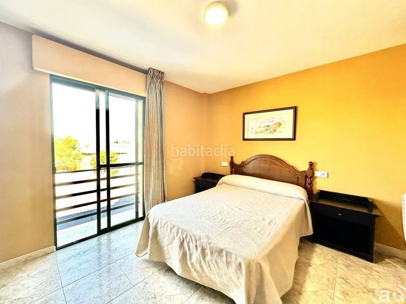 Foto faee0cdc-0f7b-4e08-a2b9-3a6032e530dd. Edifici amb piscina a El Rompido