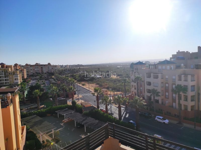 Foto 5798408c-f8d0-4d16-ab92-b5386355efda. Àtic amb piscina a Isla Canela Ayamonte