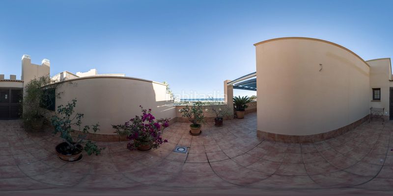 Foto b7c4e14e-8e31-409d-b9a4-76e7c6c4b1af. Àtic amb piscina a Isla Canela Ayamonte
