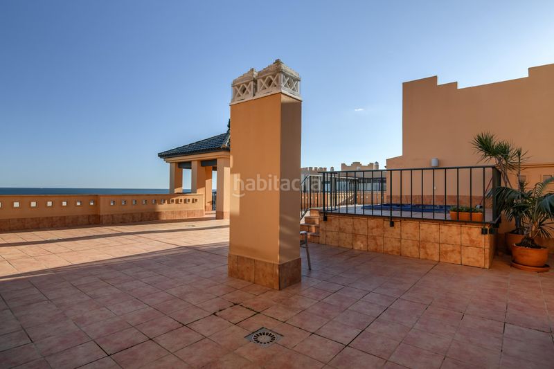 Foto f4665e12-b493-43d7-a0fd-889e32e346a9. Àtic amb piscina a Isla Canela Ayamonte