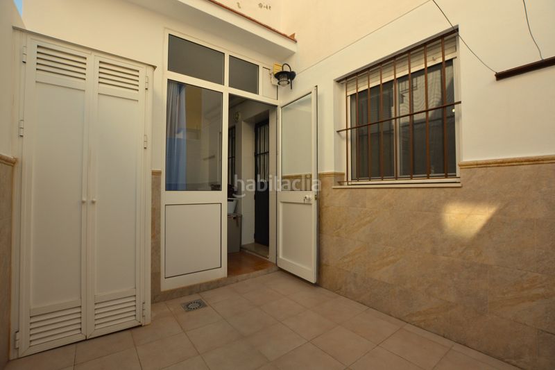 Foto f55a9d21-6f8b-4b8b-b338-256b2a691501. Casa adossada amb calefacció aparcament a Algaba (La)