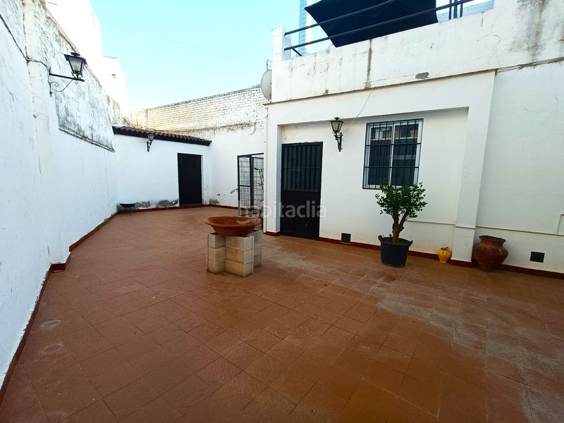 Foto 1811a9c1-99c9-47c4-b5db-de8cc7e6c9b6. Casa adossada a Olivares