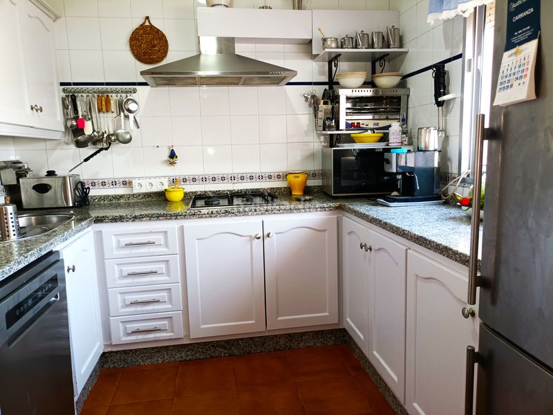 Foto 892426e4-c1fc-4f8e-8b66-c473ff5c7e5b. Casa adossada a Olivares
