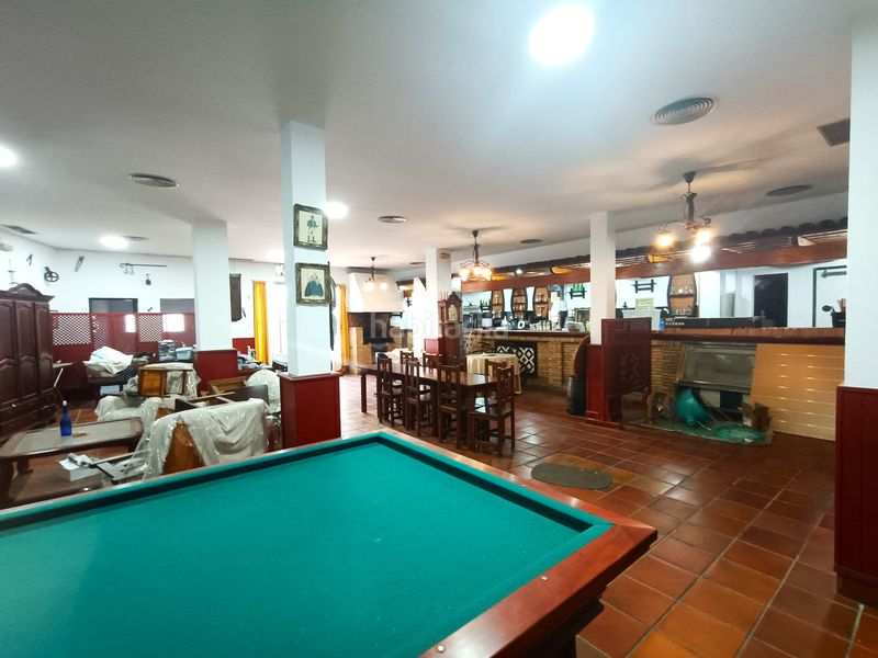 Foto a36e13ce-a127-4364-98c1-e2c05f42e8c5. Casa adossada a Olivares